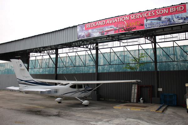 馬來西亞，輕型滑翔機，專業飛行訓中心，漫飛俱樂部，跳傘，黃金棕梠渡假村